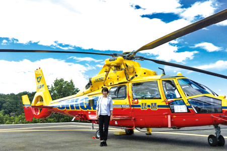 防災ヘリ「びわ」に試乗